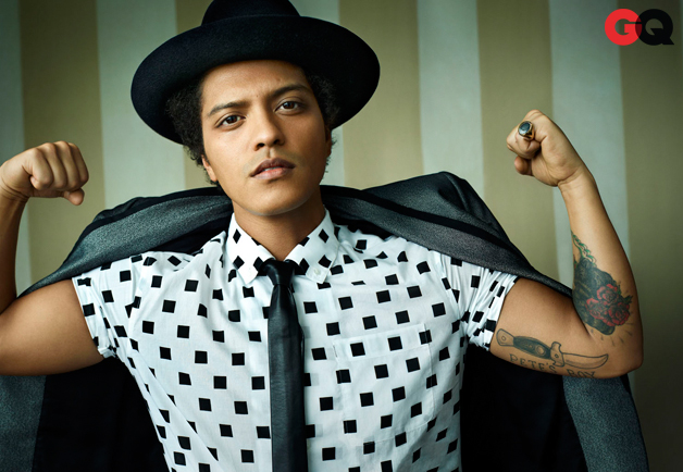 The Rumor Come Out: Does Bruno Mars is Gay? 
