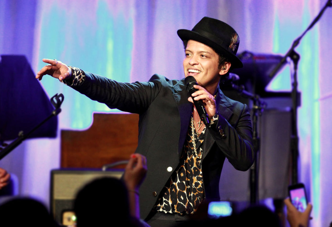 Bruno Mars in Grammy Award 2014