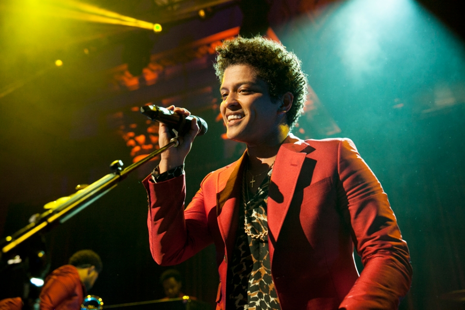 Bruno Mars Smile